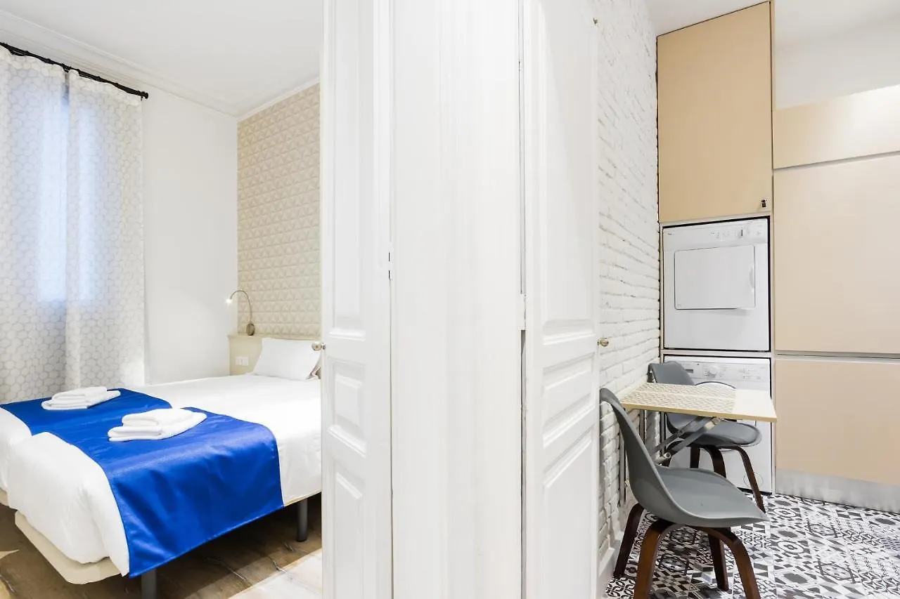 Apartment Canela Homes Barcelona Marina Spanien